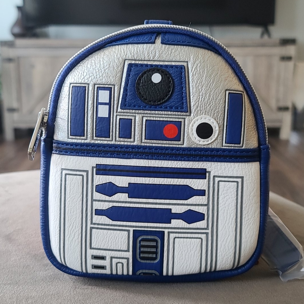🎉R2-D2 Loungefly Wristlet- Star Wars🎉